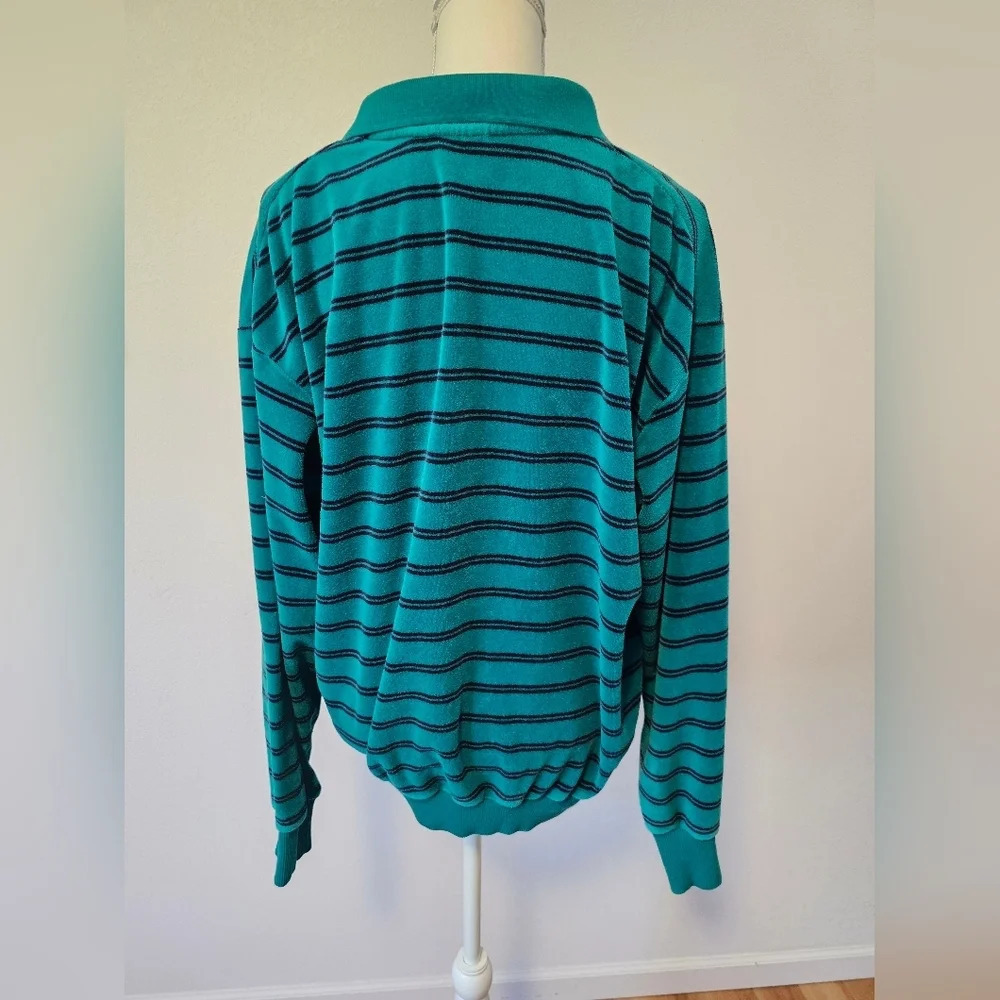 The Fox Collection Vintage Collared Long Sleeve "Velvet" Feel *Has Stain Size L - Picture 4 of 7